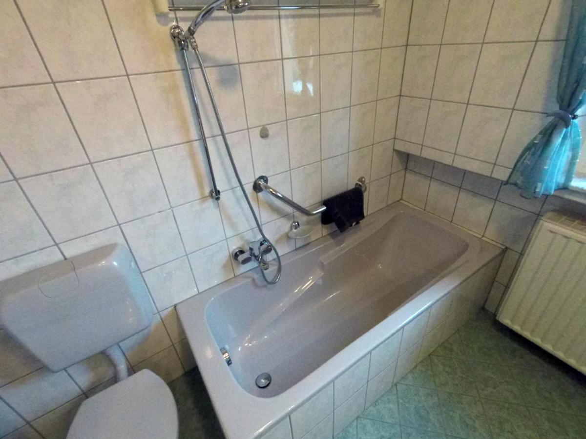 Ferienwohnung "Auszeit" Hofheim in Unterfranken ภายนอก รูปภาพ